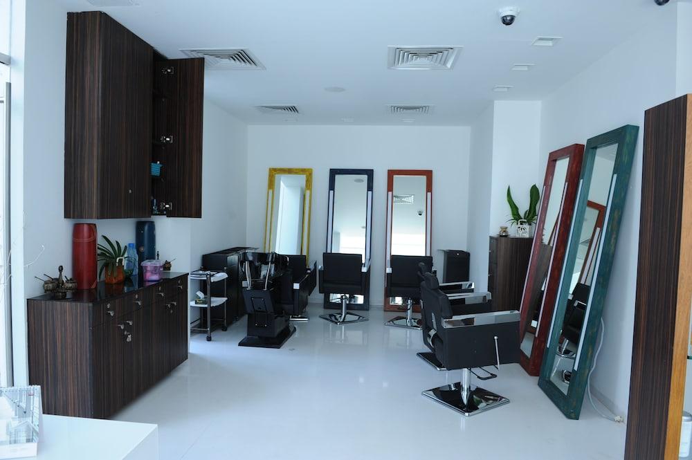 העיר בנגלור Springs Hotels And Spa מראה חיצוני תמונה