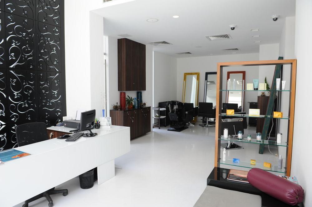 העיר בנגלור Springs Hotels And Spa מראה חיצוני תמונה